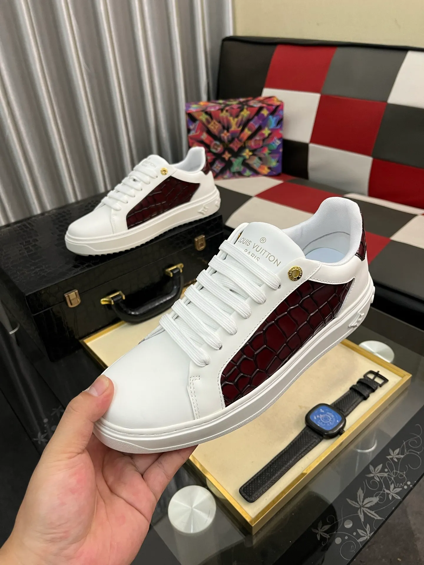 Men's shoes 💰520⌚️⌚️LV Louis Vuitton. The latest fashionable casual shoes are popular in physical stores. New spring and summer comfortable imported custom original cowhide, unique jacquard fabric element design. With sheepskin lining, Lv original bottom, [sun][sun] high-end packaging and high quality💪Details determine the quality, you can enter and leave the counter at will, welcome to compare🇮🇹Number of sizes 38-445️⃣Color options available